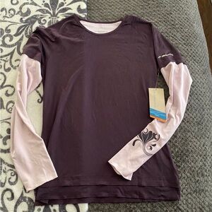 Brooks equilibrium base layer active shirt top M